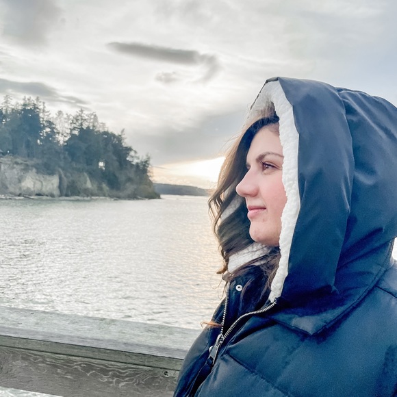 Meet your Posher, Mariya - Picture 1 of 1